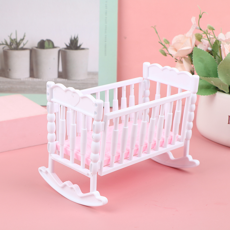 Миниатюрная погремушка-игрушка – обзор и цена Baby Nursery Pink