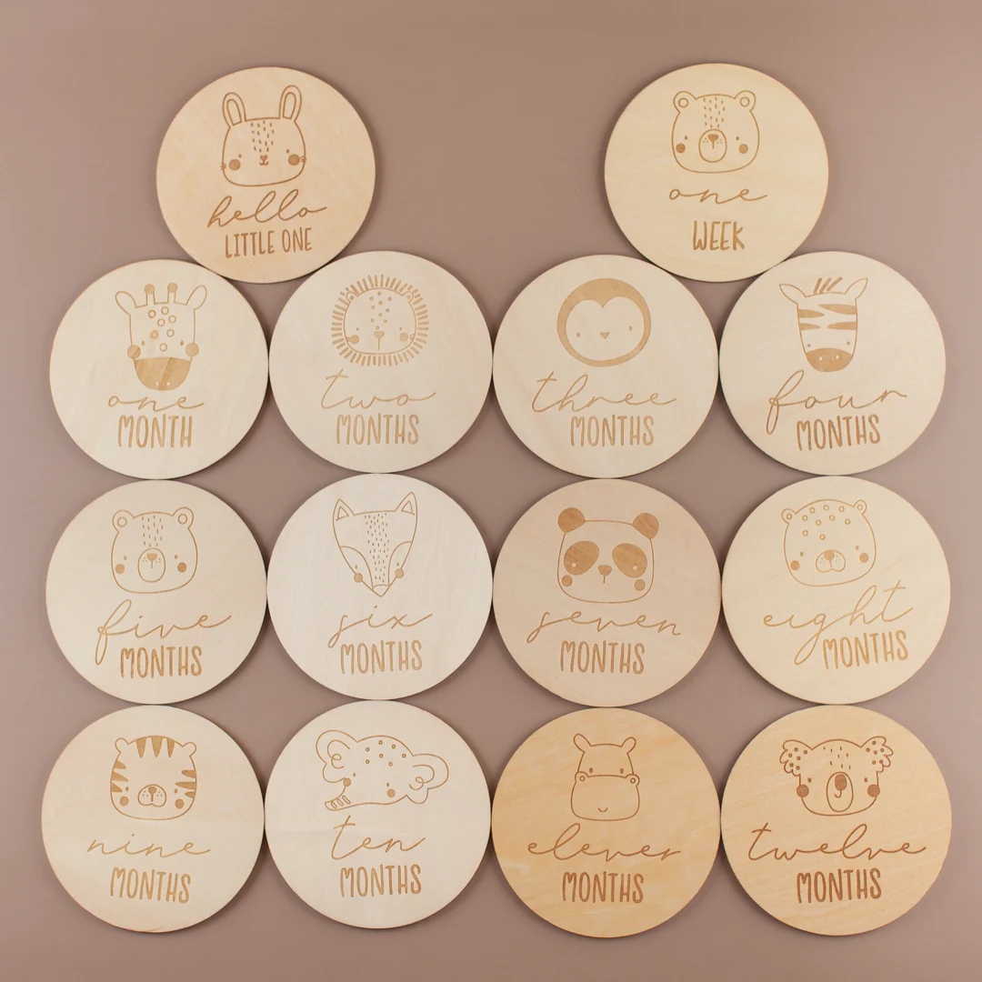 Реквизит для детской фотосъемк – обзор и цена Milestone Card Set
